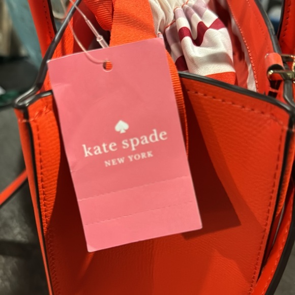 Kate Spade small tote bag. Brand new! - Picture 8 of 8